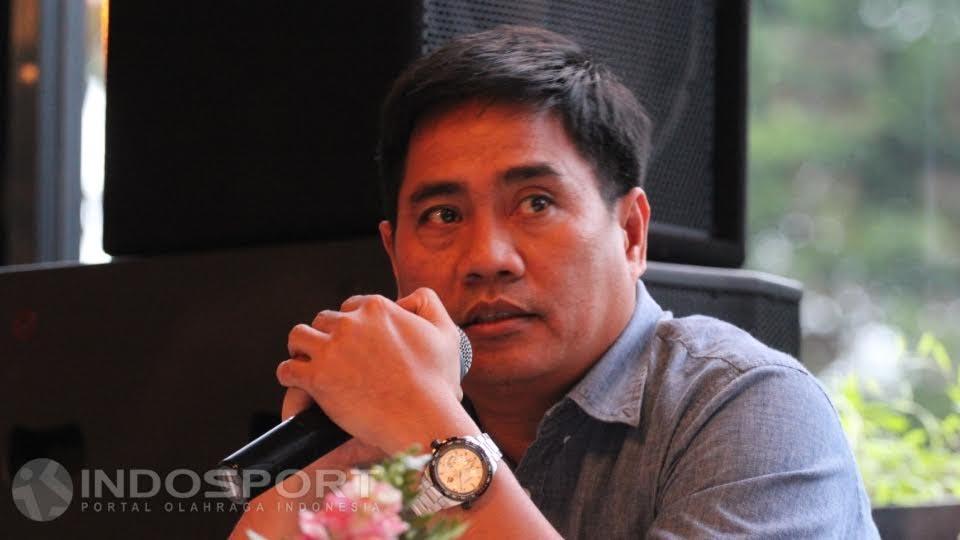 CEO Semen Padang, Daconi.